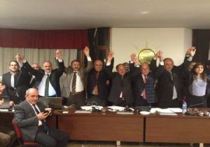 AK Parti’de seçim coşkusu