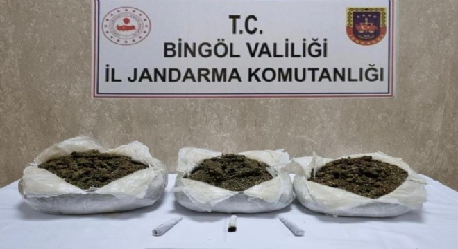 3,5 kilo esrar ele geçirildi: 4 gözaltı