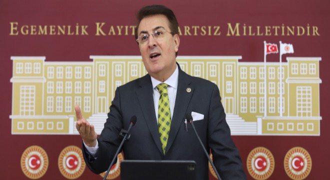 Aydemir:  Mehmet Akif Ersoy bir tefekkür abidesidir’