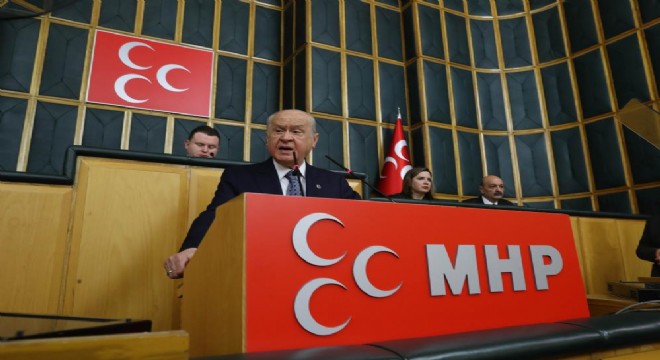 Bahçeli:  Bir kere satan yine satar 