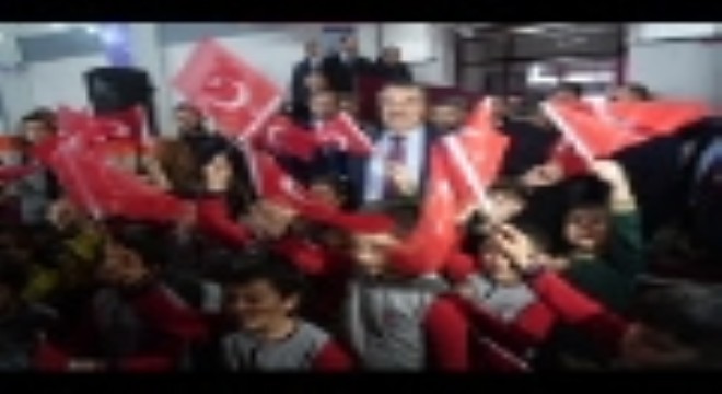 Bakan Tekin, Erzurum'da çocuklarla Ramazan Şenliği'nde buluştu