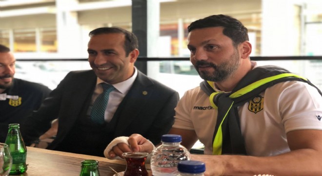 Birinde endişe diğerinde sevinç var