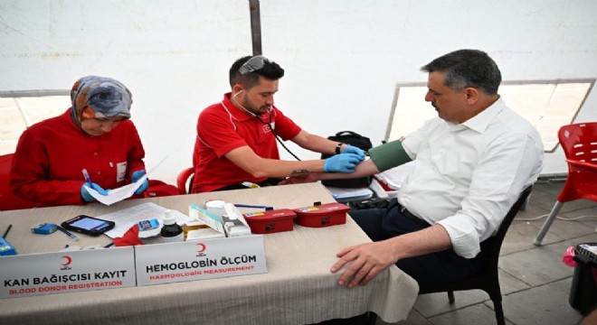 Çiftçi’den kan bağışı rekoru