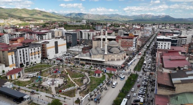 EDT Hakkari’de ‘Yeşilçam’ı sahneyecek