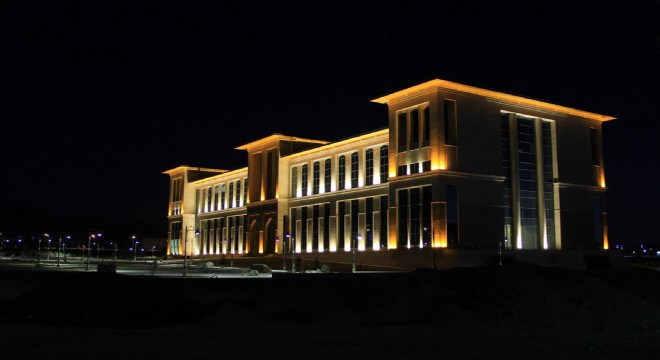 ETÜ Türkiye’nin en başarılı 20 Üniversitesi arasında