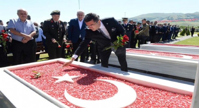 Erzurum da 15 Temmuz Şehitleri dualarla anıldı