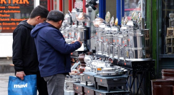 Erzurum’da semaver vakti