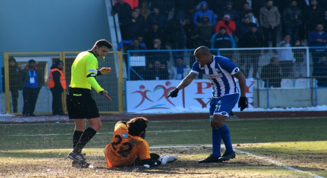 Hakem...Hakem..Hakem..