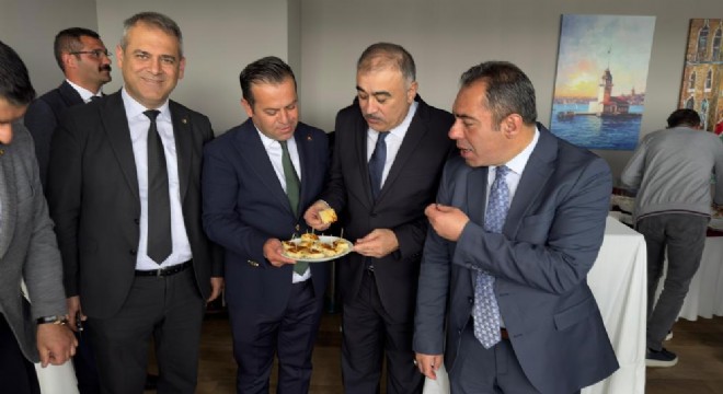 İş Dünyası buluşmasında 'su böreği' konuşuldu
