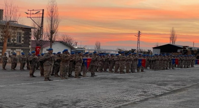 Komandolar El-Bab’a dualarla uğurlandı