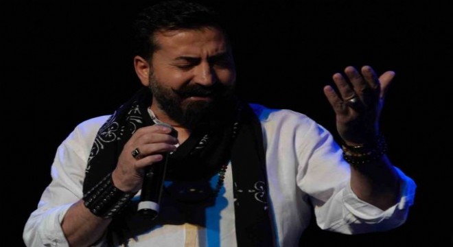 Korkmaz 'Bilirim'i dinleyicileriyle buluşturdu