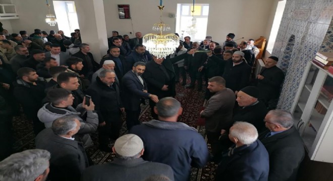 Kur'an-ı Kerim'e el basarak barış için yemin ettiler