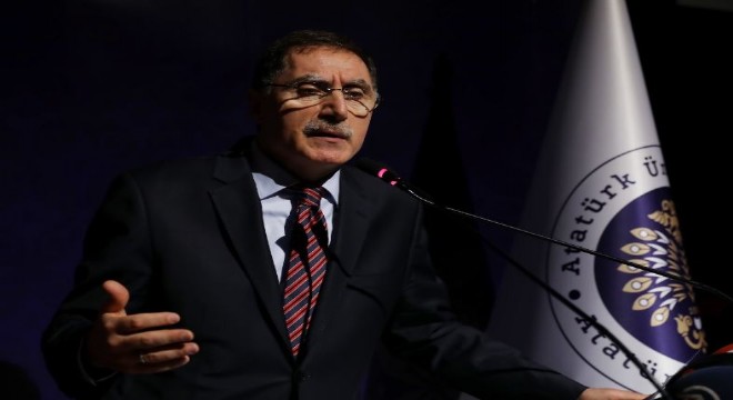 Malkoç Üniversitelilere seslendi