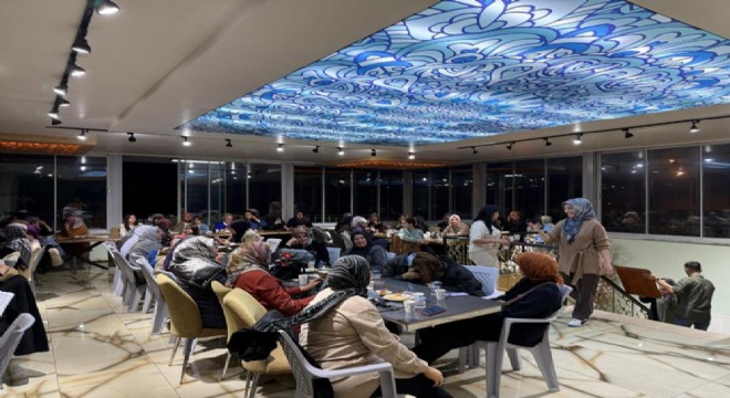 Oltu AK Parti Anneleri ağırladı