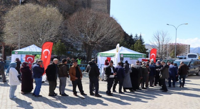 Orman haftası dolayısıyla ücretsiz fidan dağıtımı yapıldı