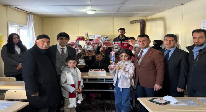 Şehit emanetlerinin ilk karne heyecanı