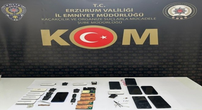 Sınava düzenekle girmeye çalışan 5 kişi yakalandı