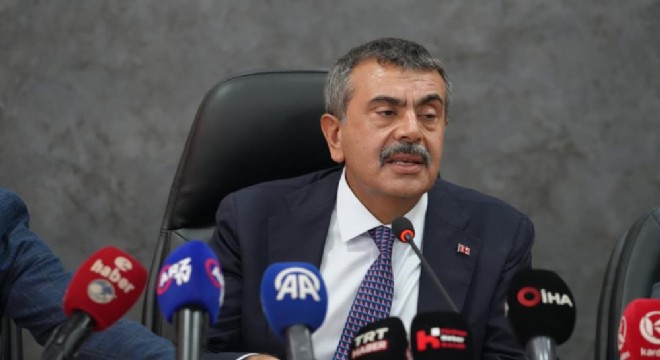 Tekin AK Partililere seslendi