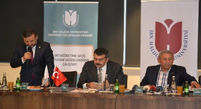 Tekin Rektörlüğe atandı