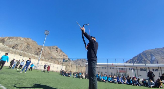 Uzundere’de bağımlılıklara ok atıldı
