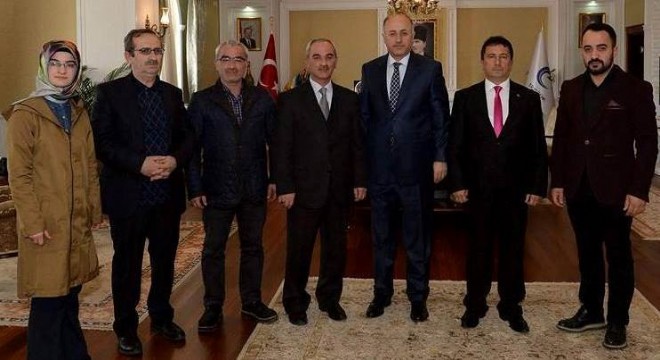 Vali Azizoğlu na ERİHDER Brifingi