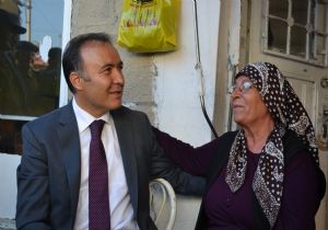 Altıparmak: ‘Annelerimiz fedakarlık timsali’