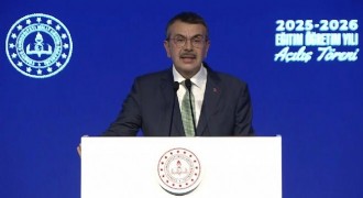 'Kavga eden değil dinleyen bir devlet dili benimsedik'