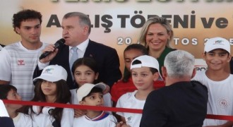 Bak: Türkiye bir spor ülkesi olma yolunda