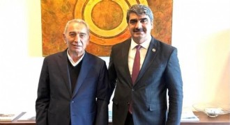 Başkan Polat'tan Adnan Polat'a nezaket ziyareti