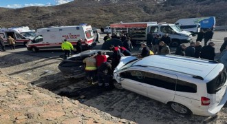 Bingöl yolunda feci kaza: 2 ölü, 3 yaralı