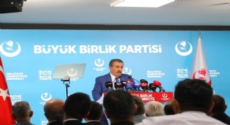 Destici: 'Türkiye'nin kaderini ancak Yüce Allah yazar’