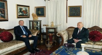 Erdoğan, Bahçeli ile görüştü