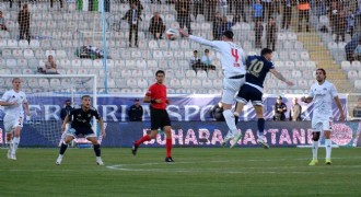 Erzurumspor beraberlik kaosu yaşıyor: 1 - 1