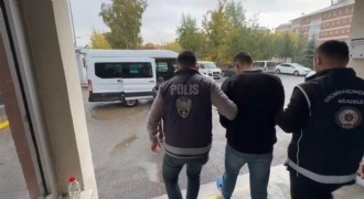 Göçmen kaçakçıları tutuklandı