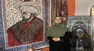 Halılara tarihi resmediyor