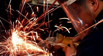 Sanayi üretimi yıllık yüzde 2,5 arttı