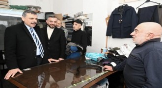 Vali Çiftçi esnafla istişare etti